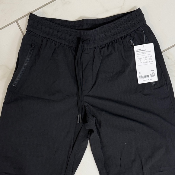 Athleta Black Trekkie Joggers size small NET - Picture 4 of 10